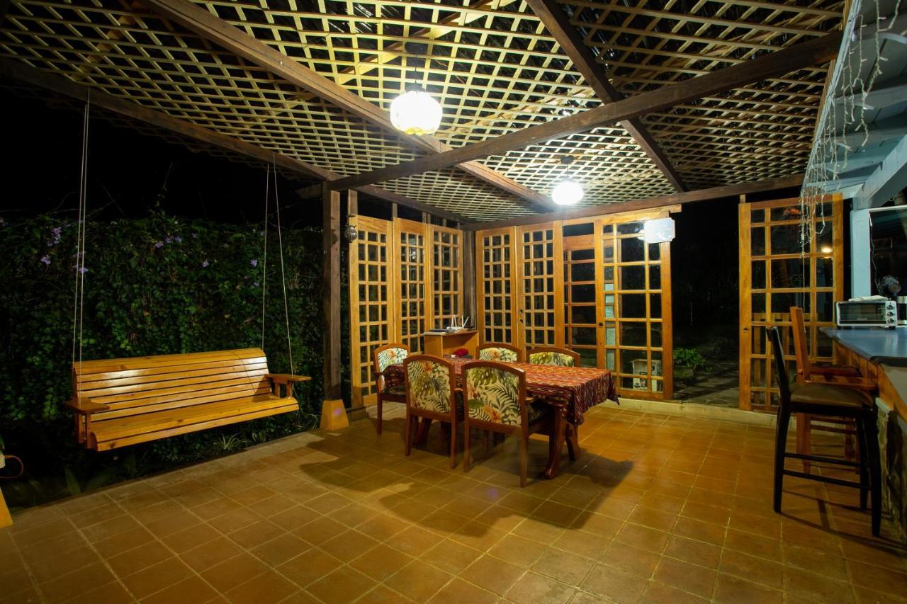 Lake Front Retreat At Los Elementos Santa Cruz La Laguna Exterior foto